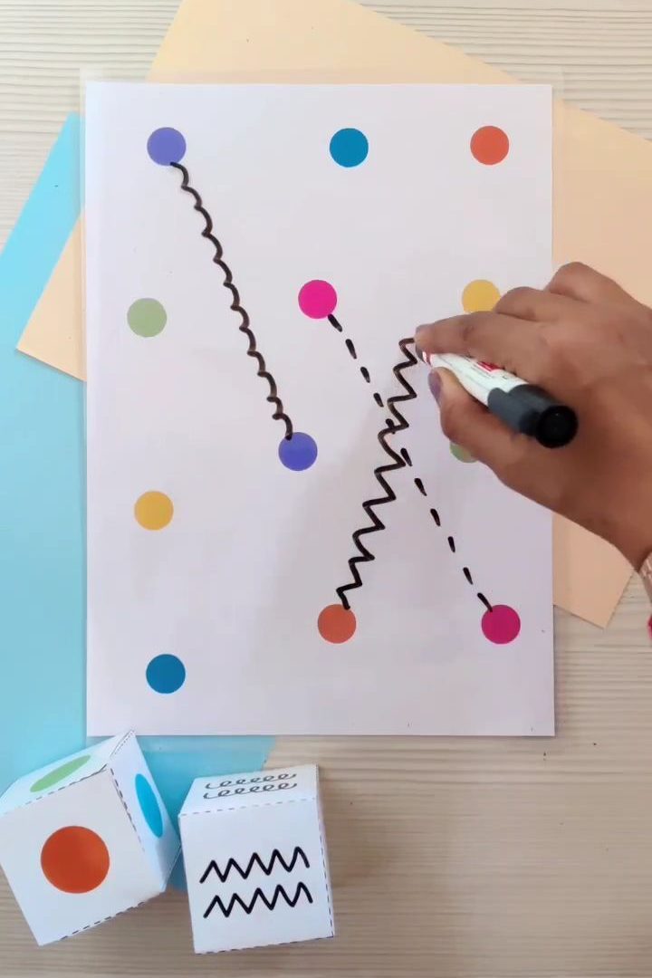 600 - 🎲 Caminhos Divertidos com Dados das Linhas